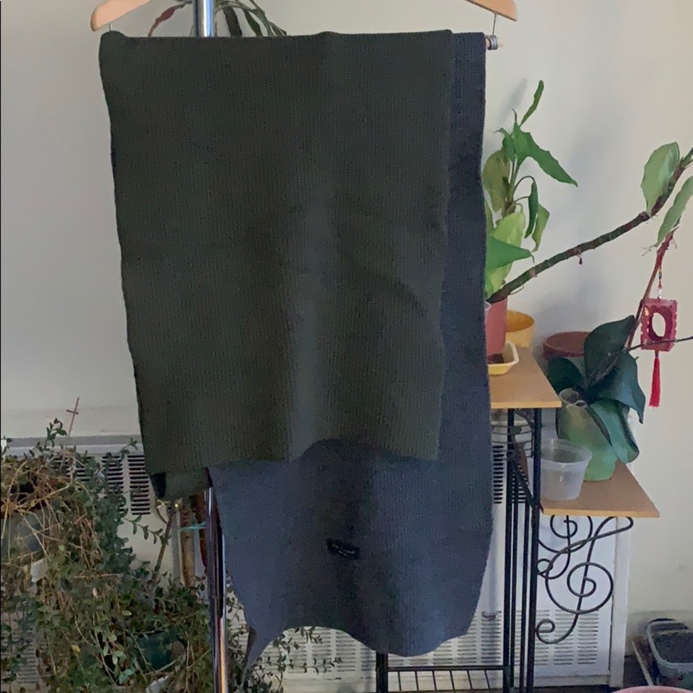 NWOT rag and bone green gray scarf